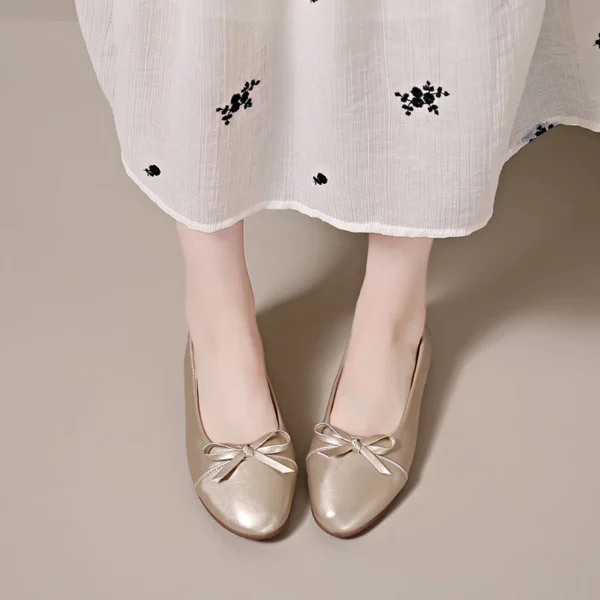 sg-11134201-7reoe-m2nm2qsyyi0d1c Glossy Classic Bow Ballet Flats