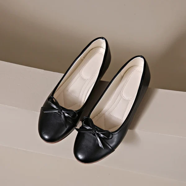 sg-11134201-7repf-m2nm2s3v1vot53 Glossy Classic Bow Ballet Flats