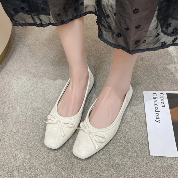 sg-11134201-7repf-m8akcl5e0z2v6a Square Toe Bow Ballet Flats