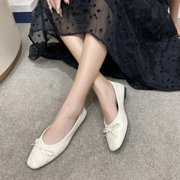 sg-11134201-7req3-m8akct22gf5597 Square Toe Bow Ballet Flats