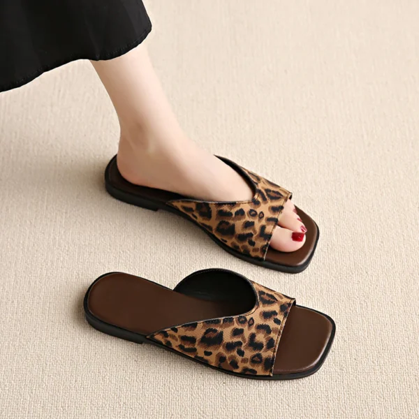 sg-11134201-7rfey-m3cwqqp47idkac Square Toe Slide Sandals
