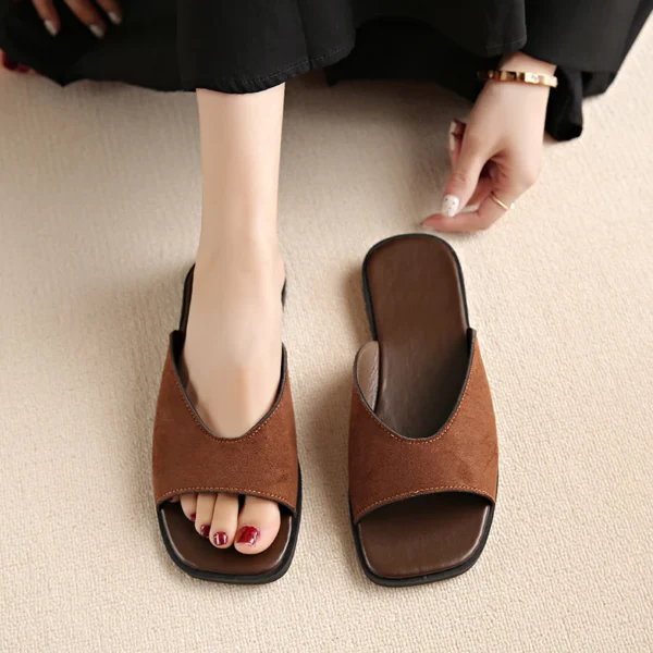 sg-11134201-7rffz-m3cwqri90xn2ea Square Toe Slide Sandals