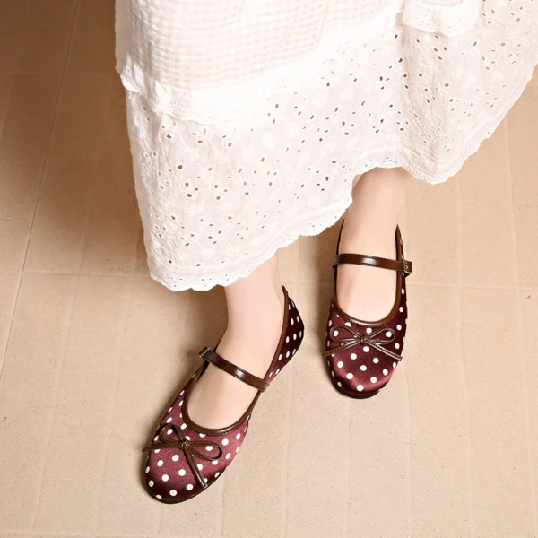 sg-11134201-81zun-mmioqdfn52pxda Polka Dot Mary Jane Ballet Flats